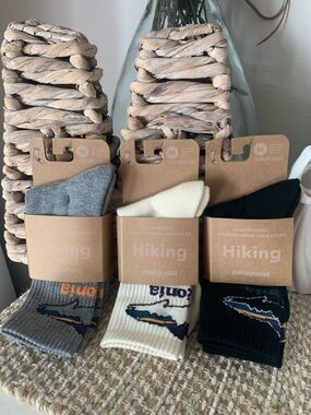 NWT Patagonia Hiking Crew Socks — Gray, Cream, Black